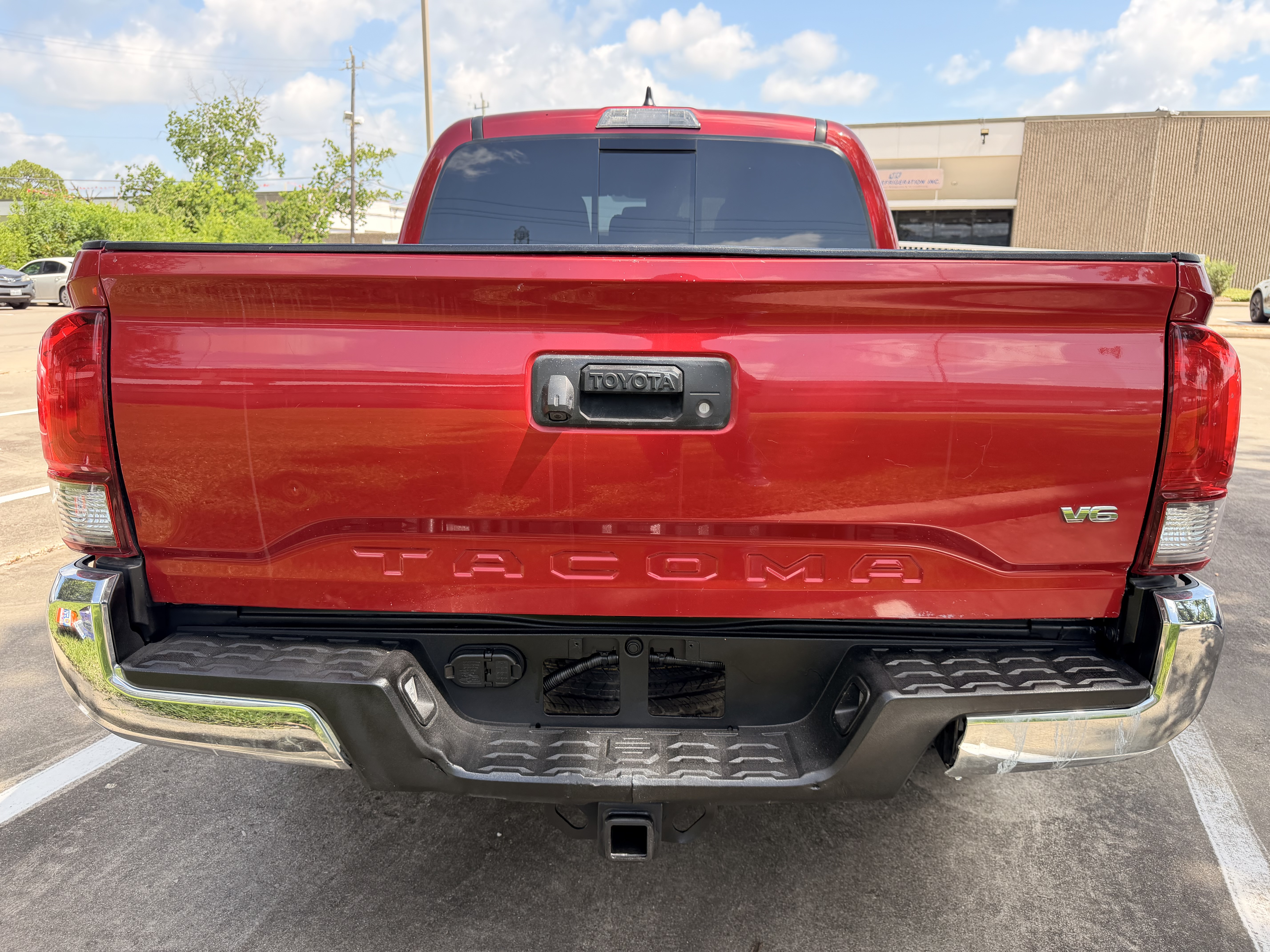 2018 TOYOTA Tacoma β photo 4