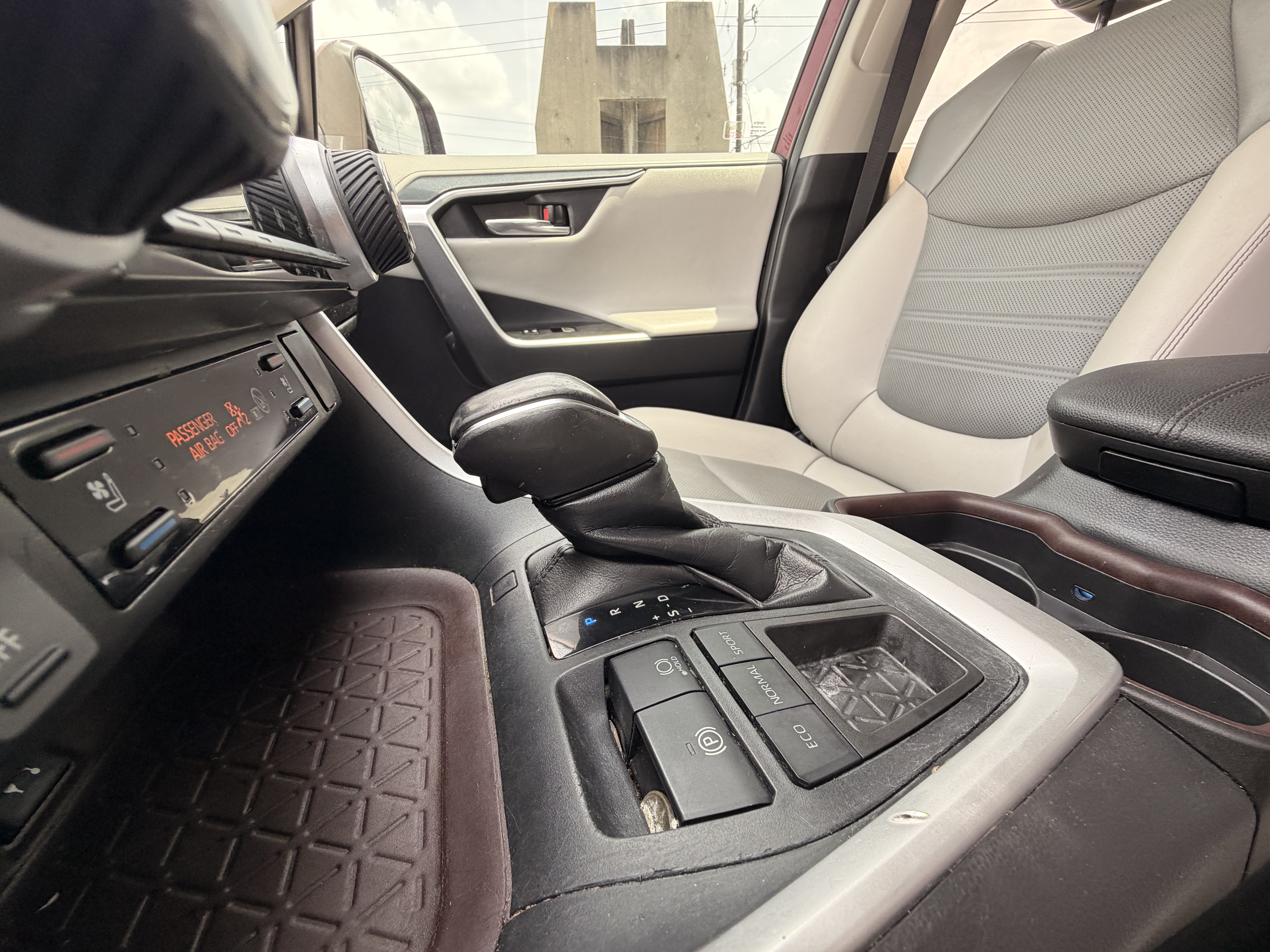 2019 TOYOTA RAV4 β photo 13