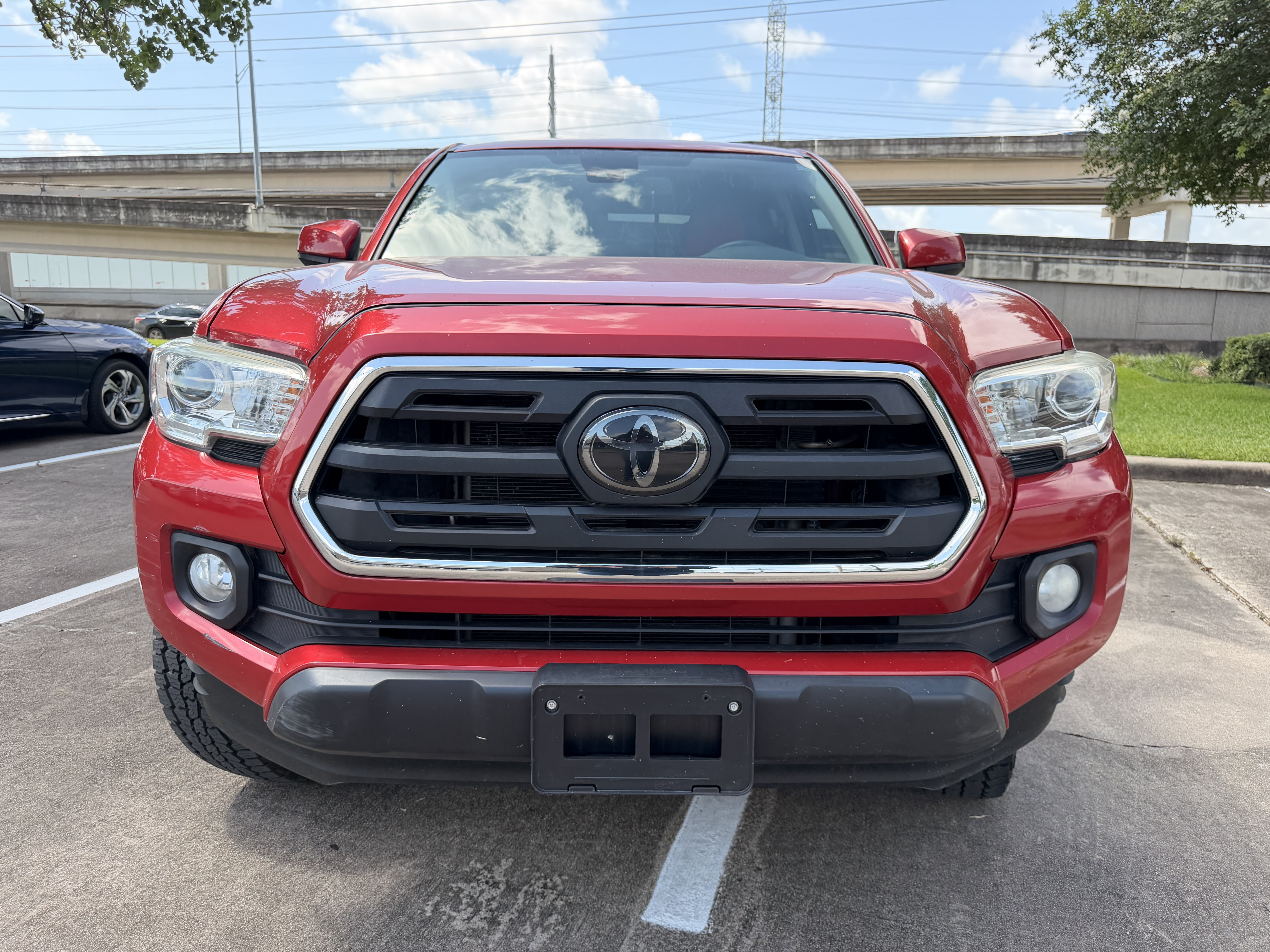 2018 TOYOTA Tacoma β photo 7