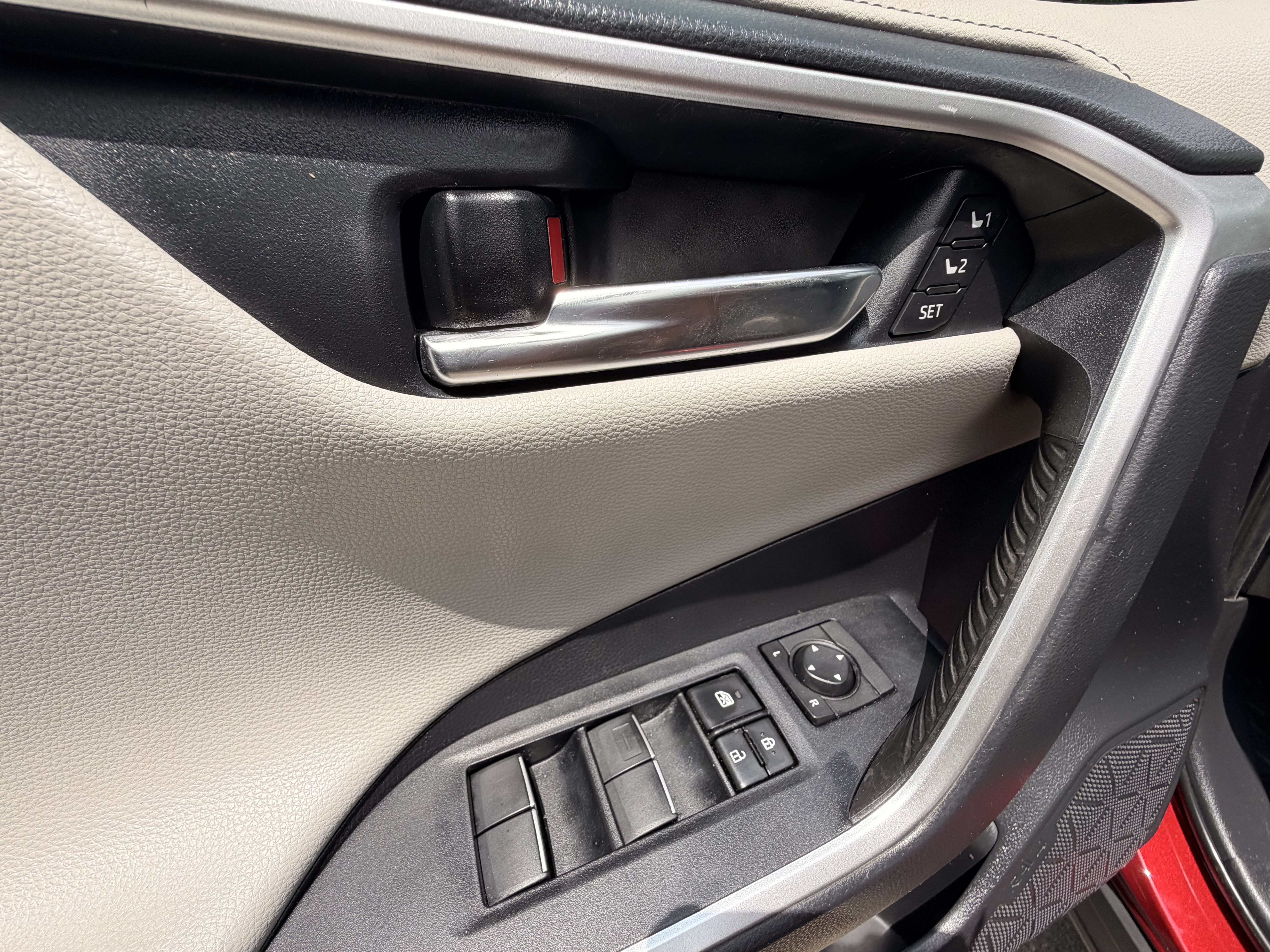 2019 TOYOTA RAV4 β photo 10